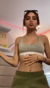 Quantum Ultra 11 Tante ABG Yandex Viral Sensasional Roadmap