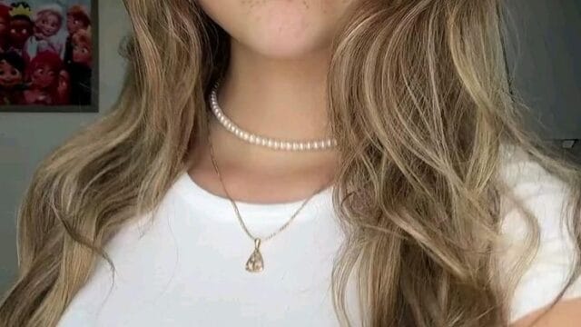 video tante rusia cover lagu favorit viral